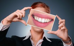 品牌餐廳服務(wù)員不夠熱情，學(xué)學(xué)海底撈怎樣設(shè)計(jì)做到“變態(tài)”級(jí)服務(wù)？